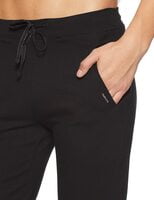 Van Heusen Stretch Lounge Capri (Black) Van Heusen Stretch Lounge Capri (Black)