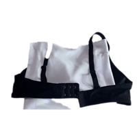 Lightly paded - deep cut neck - seemless satin (Black)